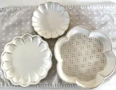 わかさま陶芸　kinari お皿3枚セット　益子焼　輪花　リンカ　キナリ