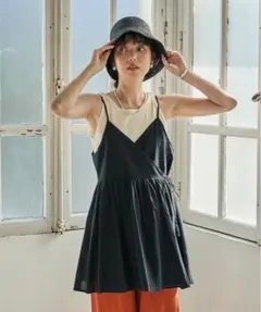 【タグ付き新品】フリークスストア インド カシュクールキャミチュニック 黒 Fのサムネイル
