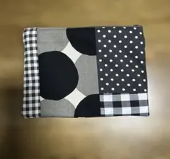 パッチワーク、ハンドメイド、フラットポーチ