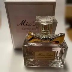 ミス ディオール ブルーミング ブーケ オードトワレ 30ml スプレー