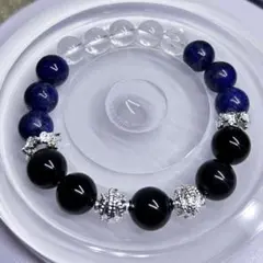 深い癒しと守護のエネルギーを宿す神秘的な輝きのブレスレット