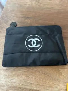 【非売品】CHANEL シャネル ノベルティ ブラック ナイロンポーチ