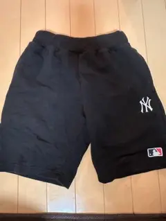 ニューヨーク・ヤンキース スウェットハーフパンツ 黒