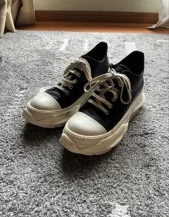 Rick Owens 風ローカットスニーカー