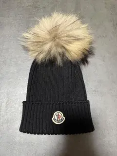 MONCLER ファー付きニット帽