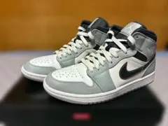 ★ NIKE. Air Jordan.1 Mid. Diorl元ベースカラー ★のサムネイル
