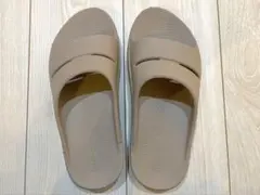 OOahh ウーフォス　NOMAD リカバリー　シューズ　W10 OOahh ウーフォス NOMAD リカバリー シューズ W10 - メルカリ