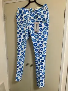 LOUDMOUTH リッププリント パンツ