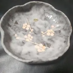 陶芸家 堂前守人作 花柄 陶器 プレート2枚 - メルカリ
