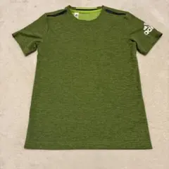 adidas グリーン Tシャツ 160サイズ