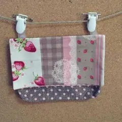 Handmade＊移動ポケット大＊いちご柄