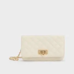 CHARLES & KEITH クレシダ キルトプッシュロッククラッチ