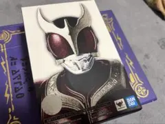 S.H.F 真骨彫製法 仮面ライダークウガ マイティフォーム ディケイドVer