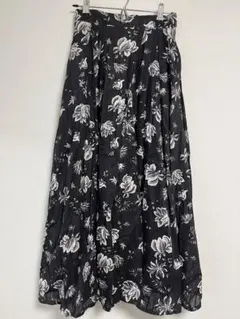 【値下げ】AZUL フレアスカートS花柄