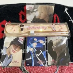 StrayKids Foxl.Nyカトラリー&アイエンステッカーAB４枚セット
