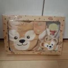 Duffy ガーゼハンカチ2枚、スタイ、ラトル セット