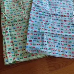 乗り物柄　救急車　バス　車