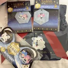 サンリオホリデーコレクション アクリルチャーム&缶バッジセット