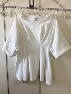 LAKOLE ウエストタック半袖Tのサムネイル