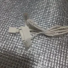 FC120 デイジーチェーン ケーブル 白