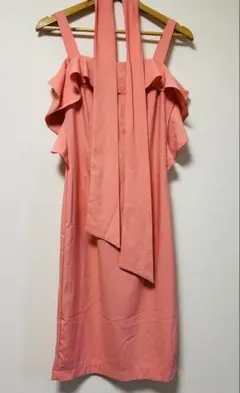 フリルオフショルダーパーティードレス ピンク