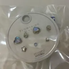 ピアス flowering 青 水色 羽 エンジェル 天使 ハートのサムネイル