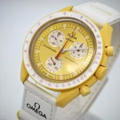 オメガ × スウォッチ スピードマスター SO33J100 イエロー WT75 - メルカリ