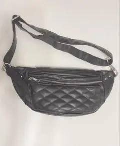 セシルマクビー キルティングショルダーバッグ