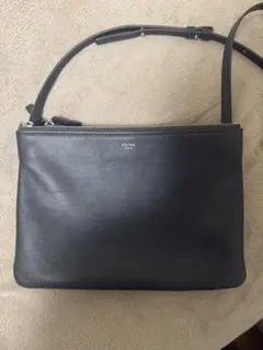 美品　ショルダー　バッグ　ブラック　ラージ　トリオ 楽天市場】セリーヌ トリオ ラージの通販