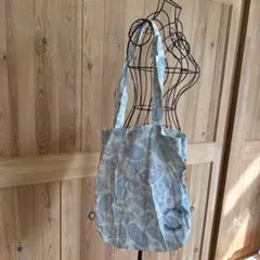 Item thumbnail for item f6eb4e1c-d8c6-4547-9904-9265299ac5f2