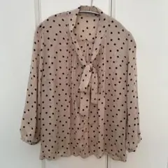 【美品】水玉模様リボン付き長袖シャツ