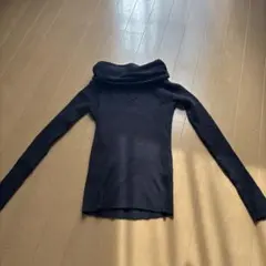 リブ編みタートルネックセーター 黒