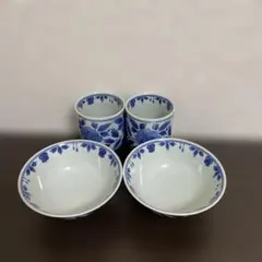 青い花柄 湯飲みと茶碗のセット