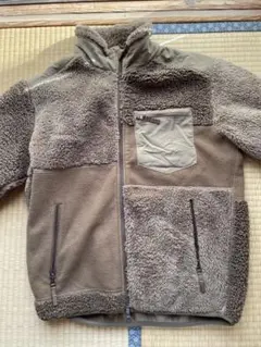 ユニクロ　　エンジニアドガーメンツコンビネーションフリースジャケット　Ｌ