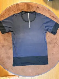 KAZUYUKI KUMAGAIダークブルー Tシャツのサムネイル