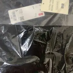 UNIQLO メリノVネックベスト ブラック S