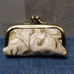 Item thumbnail for item 24860860-6b85-4255-a42c-c69964dc0a03