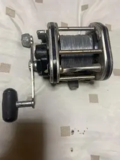 両軸リール ベイトリール 釣り具のサムネイル