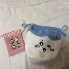 ちいかわ　サンリオポーチ　ハチワレ　巾着　ちいかわ
