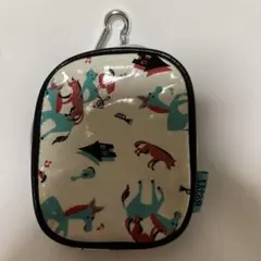 動物プリントポーチ カラビナ付き　コンパクト
