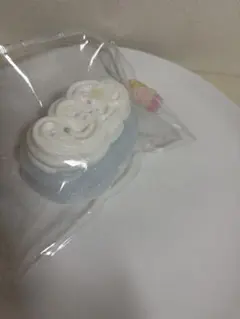 kaiun cream Mサイズ 雲ケーキ スクイーズ パリパリ袋