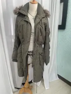 オリーブ色ファー付きモッズコート