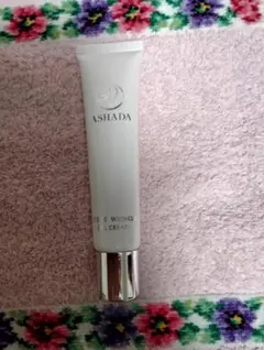 ASHADA シミシワホワイトクリーム30g - メルカリ