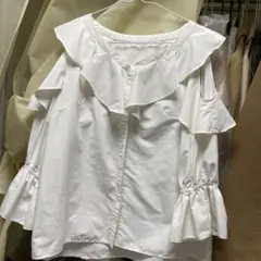 ホワイトオフショルダーフリルシャツ M y2kセシルマクビー