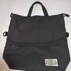 ファブリックコネクションの黒のトートバッグAB！