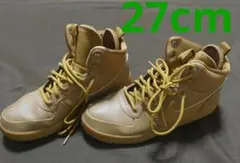 コートボローMID NIKE