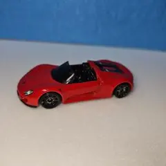 ホットウィール　ポルシェ 918 スパイダー レッド