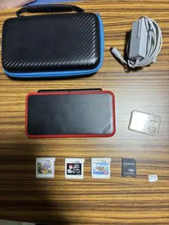 （美品）Newニンテンドー2DSLL本体 ブラック×レッド マリオカート7パック