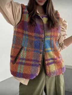ボアベスト　チェック柄　カラフル　派手　韓国系　仲里依紗系