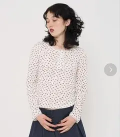 tina:jojun 花柄トップス